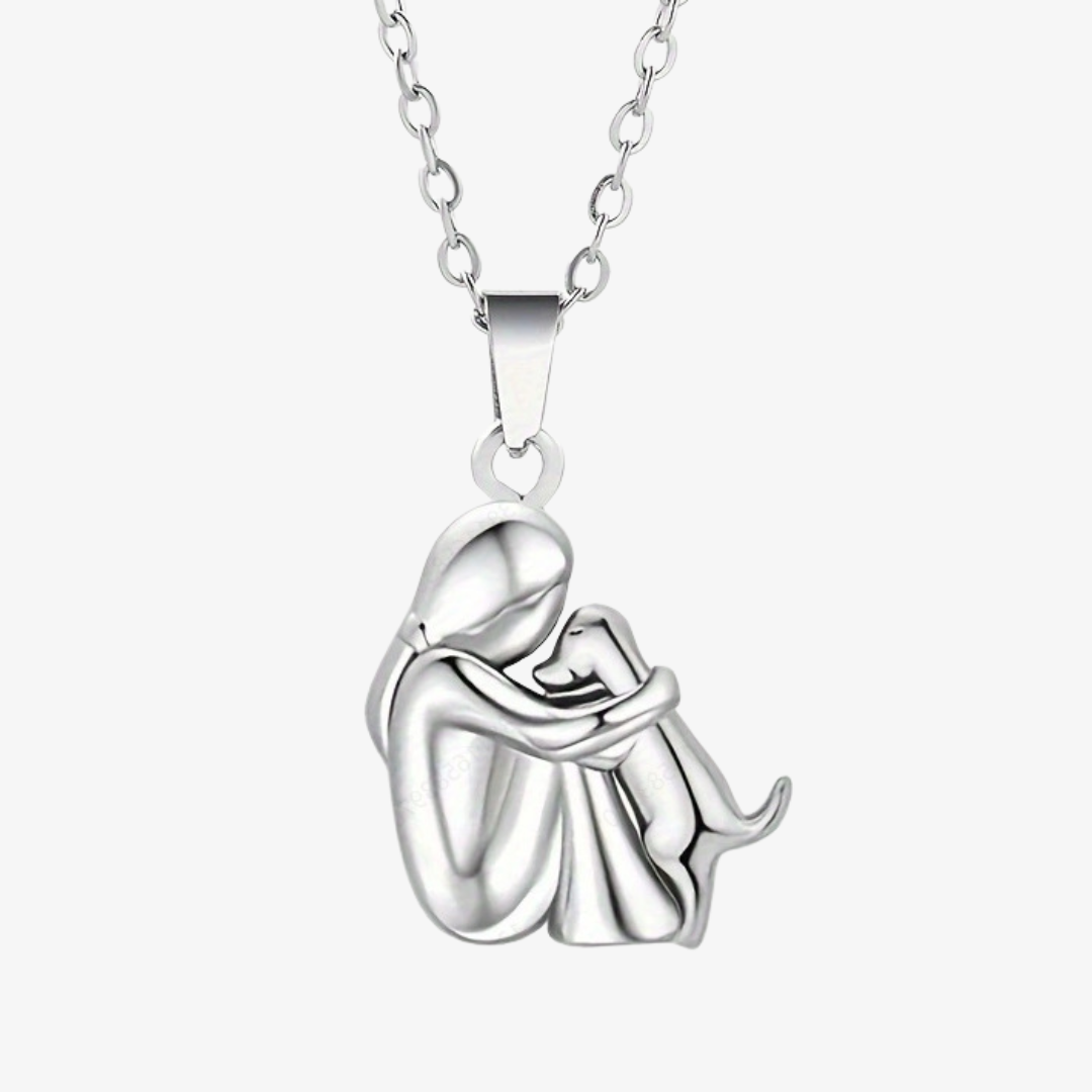 Ellie - Necklace with dog-shaped pendant