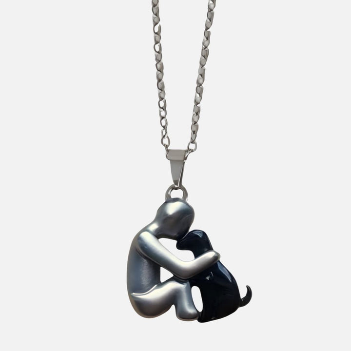 Ellie - Necklace with dog-shaped pendant