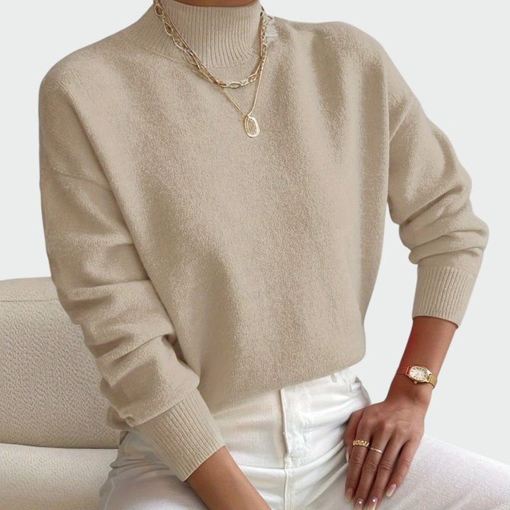 Ellie - Elegant and Warm Sweater